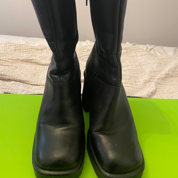 Steve Madden Black Boots - Size 7.5 - Picture 2 of 6